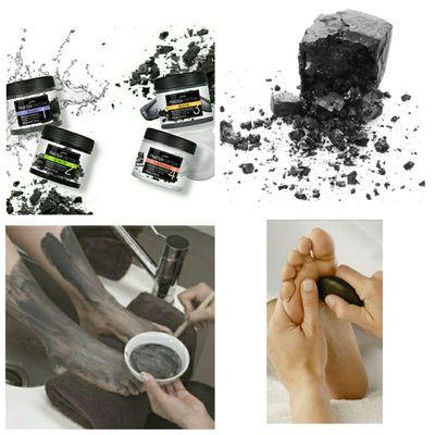 Detox Charcoal Mask Pedicure
-Detox Foot Soak
-Detox Purifying Scrub 
-Detox Nourishing Mask
-Charcoal Créme
-Hot Stone Massage