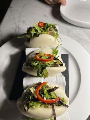 Bao buns w/ pork belly