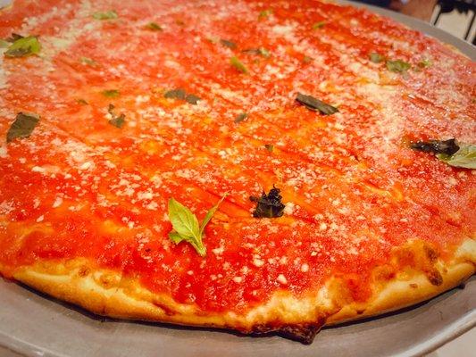 Upside-down tomato pizza