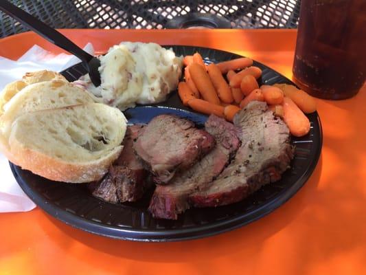 Tri-tip lunch $6.00!!!