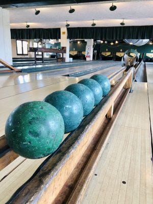 Duckpin bowling