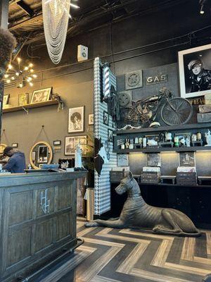 Just feels & looks like a Sophisticated Gentlemens Barber shop!!