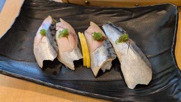 Mackerel nigiri