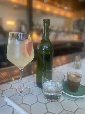 St.Germain Spritz & Macchiato