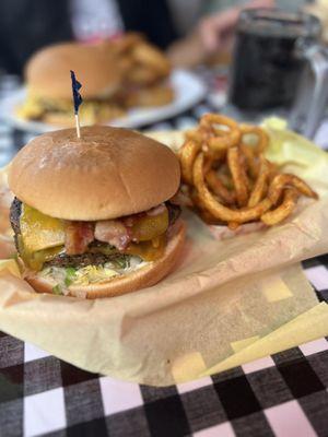 Texas cheeseburger