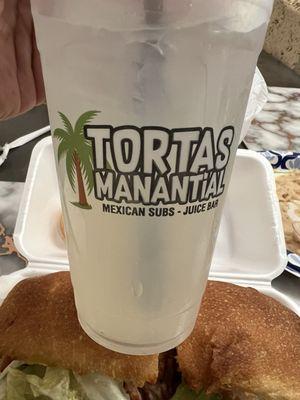 Agua de limón