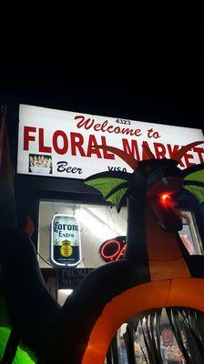 Happy Halloween hashtag floralmarket