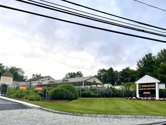 Stonehedge Landscaping & Garden Center