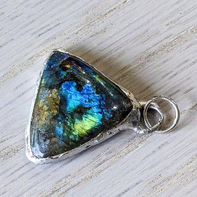 Handcrafted high quality crystal jewelry