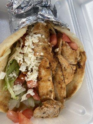 Greek chicken pita