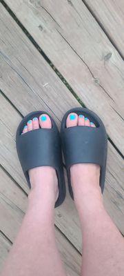 My fresh pedi....beach ready!