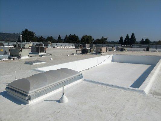 Avenida Acaso, Camarillo TPO Roofing