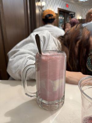 Ice cream with cherry soda