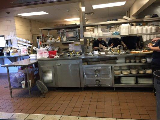 Kitchen area. Prep.