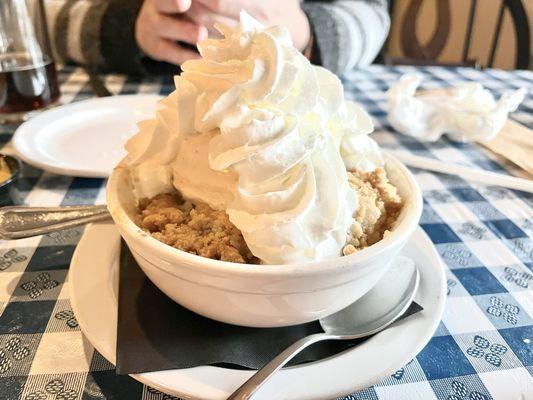 Apple streusel