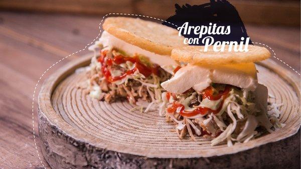 Tostaditas y con un sabor inigualable son nuestras Arepitas con Pernil.