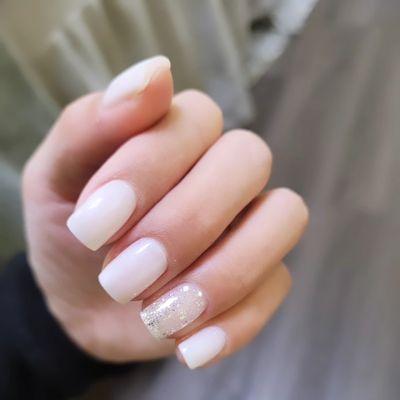 Gel nails