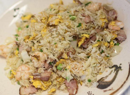 Shanghai fried rice (Bacon and shrimp fried rice)