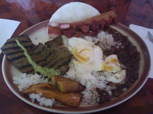 "Bandeja paisa"