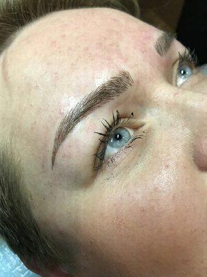 Eyebrow microblading