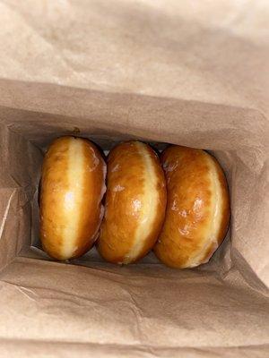 3 regular glazed doughnuts today!