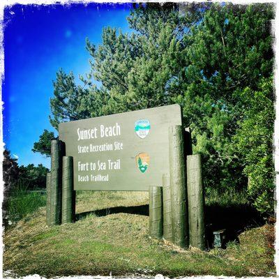 sunset beach trailhead parking