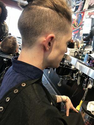 Fade undercut