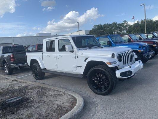 2021 Highland Jeep Gladiator