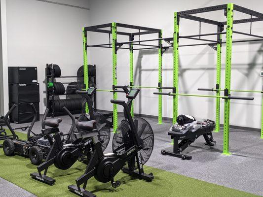 Rogue Rack, Weights, Assault Bike