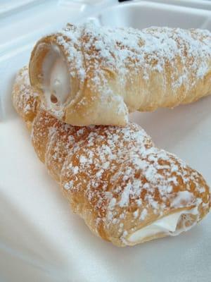 Best Cannoli in d world !