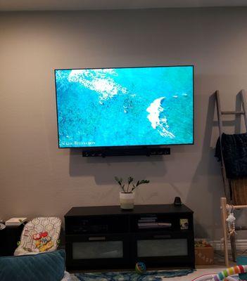 65" tv with full motion mount