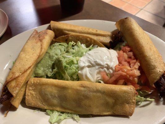 Flautas de pollo