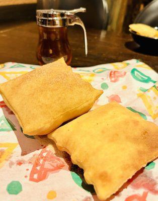 Sopapillas