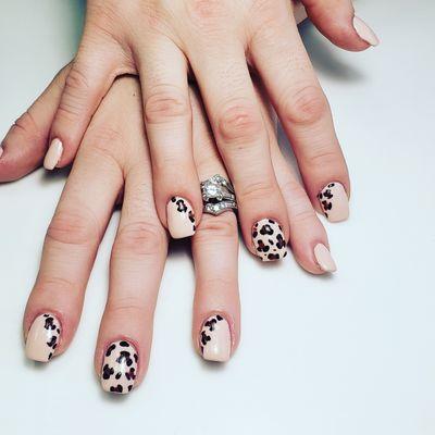 #leopardnails