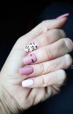 Signature Nails