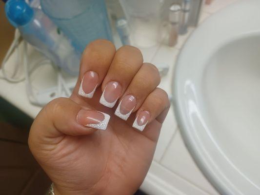 Sugar Glitter French Tips Color DND: 892 w/ White French