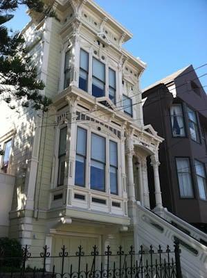 San Francisco Victorian painted by McKenzie Finishes, Inc.