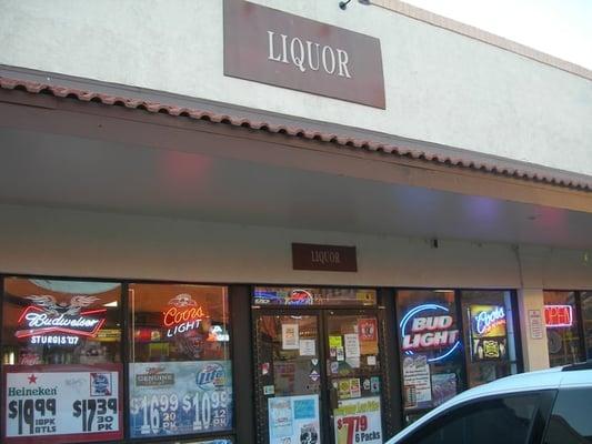 Plaza De Santa Fe Liquors