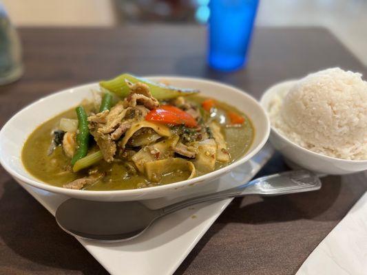 Golden Triangle Thai Cuisine