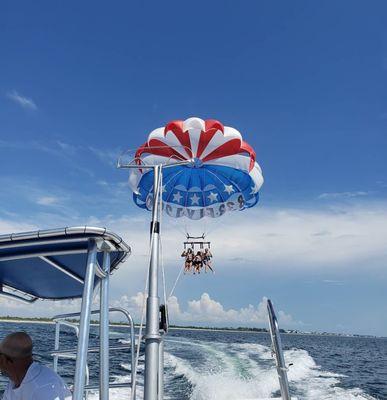 Englewood Parasailing & Tours