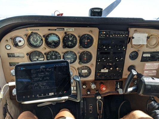 N5364K cockpit