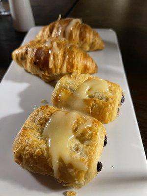 complimentary croissants for the table