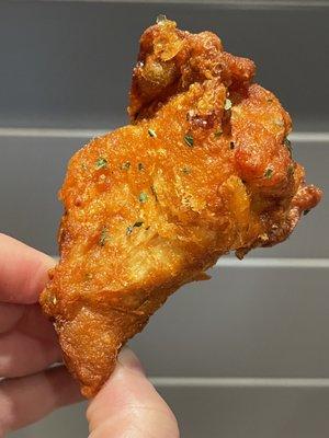 Ttobongee chicken wing