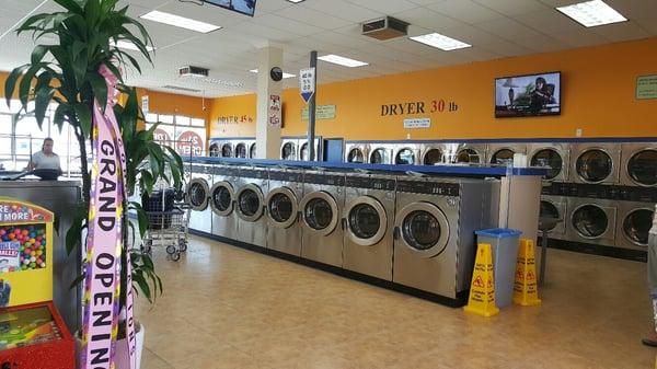 Industry leading, Speed Queen Quantum Gold Series line of washers.