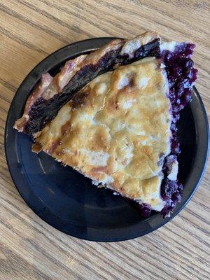 The blueberry pie was fantastic!