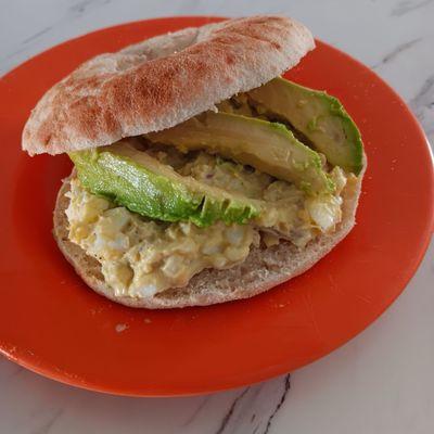 Avocado egg salad