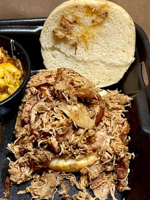 Pulled chicken sandwich