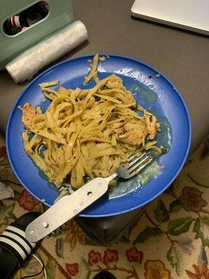 Pasta Alfredo with chicken  Once the food is microwave it's really oily