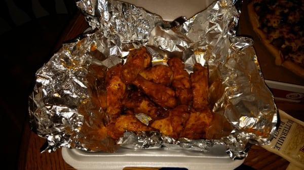 10 wings, they were not that great.