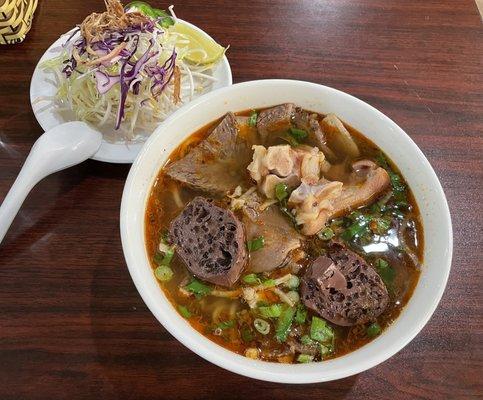 Bun bo Hue